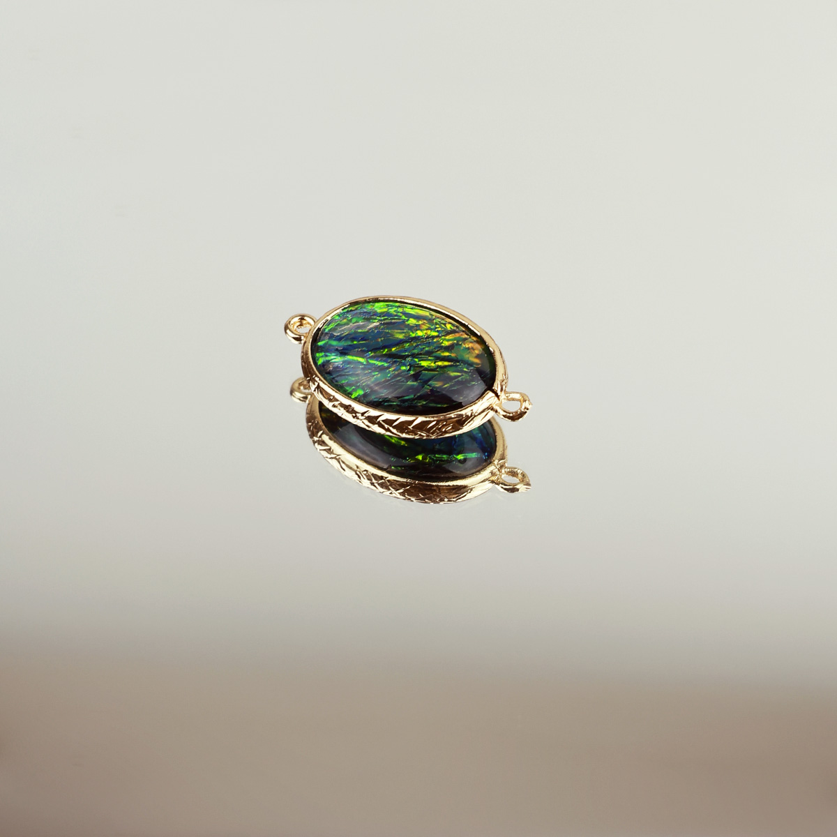 Подвеска (соединитель для бижутерии) (уп. 10шт) овал перламутровый 13*18 мм зеленый