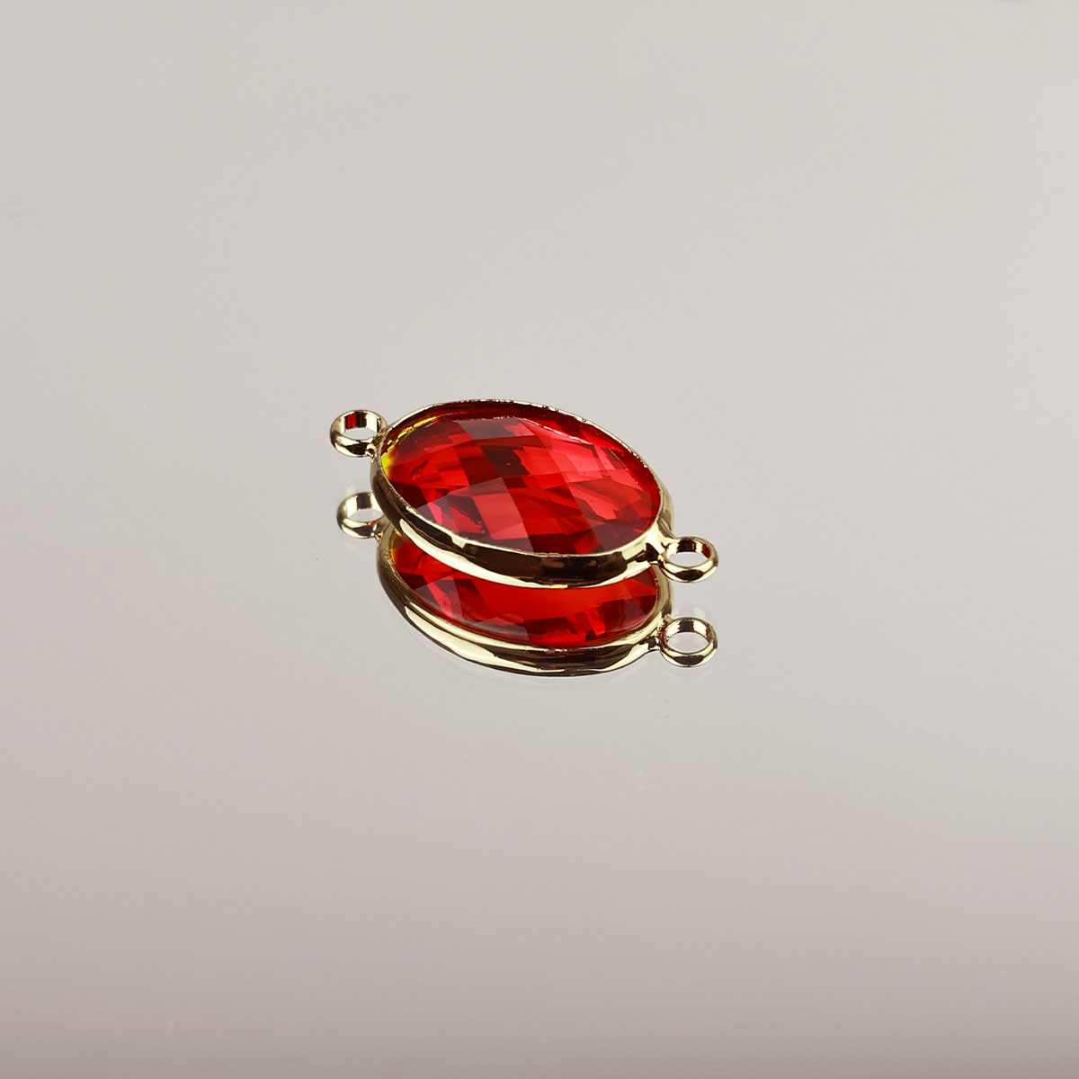 Подвеска (соединитель для бижутерии) (уп. 10шт) овал прозрачный 13*18 мм 011 красный