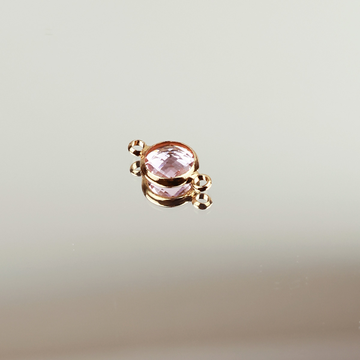 Подвеска (соединитель для бижутерии) (уп. 10шт) круг прозрачный d 8 мм 009 розовый