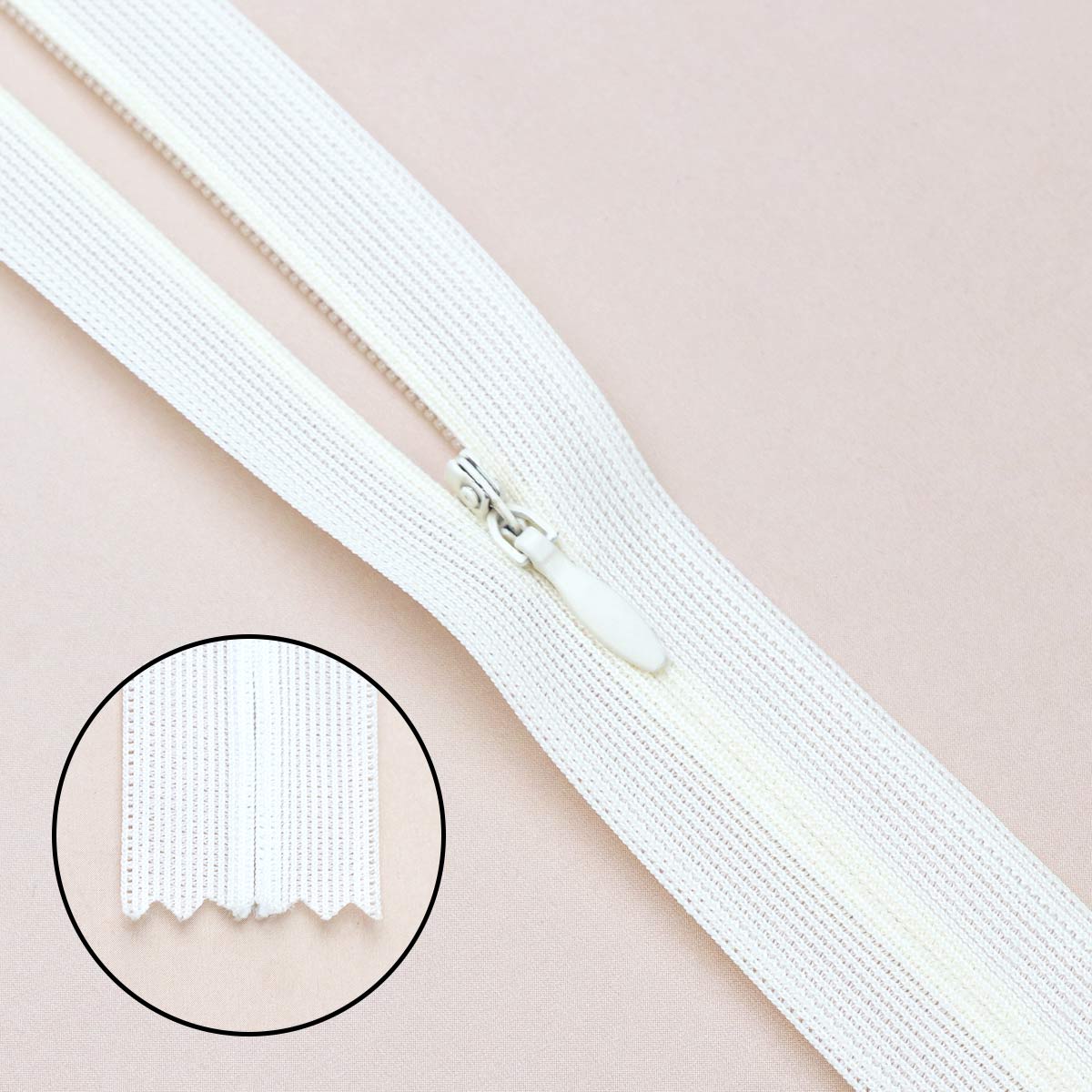 Молния "потайная" тип 0 20 см н/р (уп. 50 шт) № 001 ДС белый